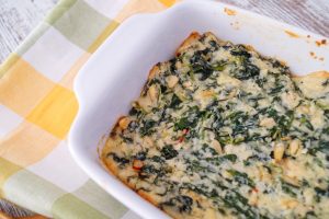recipe, housewife, spinach dip recipe, stylish housewife, spinach dip, easy cooking, cooking, dip, appetizer, easy dish, beginner recipe, home decor, home cookig, homemade meal