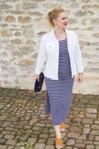 striped dress, transition into fall, midi dress, summer dress, dress lover, navy and white, red lipstick, wicker bag