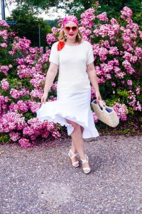 summer style, summer 19, all white, summer whites, pink, fashionblogger, satin scarf, hair style