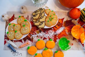 sugar cookies, halloween, recipe, baking, food friday, baking dishes, pumpkin cookies, fall baking, fall recipes