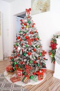 christmas tree, christmas, christmas dress, presents, christmas decor, home decor, deck the halls, festive decor