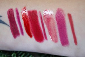 beauty, beauty blog post, lipstick review. lipstick combos, lipstick addict, fall colors, winter colors, lipstick swatches