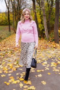 fashion, fashion blogger, Madame Schischi, leopard print, ruffle detail sweater, midi skirt, fall fashion, fashion trends