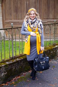 fashionblogger, fashion, styleblogger, Madame Schischi, dress the bump, amazon finds, pregnancy style, maternity style, snake print, style suggestions, how to style, yellow x gray