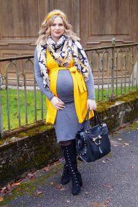 fashionblogger, fashion, styleblogger, Madame Schischi, dress the bump, amazon finds, pregnancy style, maternity style, snake print, style suggestions, how to style, yellow x gray