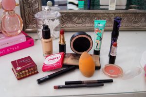 beauty, beauty review, holy grail, holy grail make-up prodcuts, my go-to beauty products, sephora, mac, smashbox, benefit, essence
