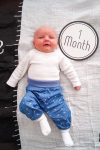 1 month update, baby update, baby progress, 1 month, baby girl