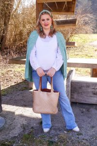 fashion blogger, fashion, style blogger, spring style, spring fashion, spring, pastel colors, pregnancy style, maternity style, mom to be, preggers, how to style, what to wear