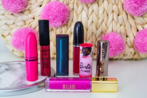 fashionblogger, blogger, beauty, beauty review, lipsticks, lipstick lover, lipstick addict, pink lipstick, Urban Decay, MAC, Milani, Loreal