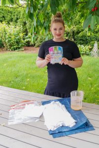 tie-dye, mommy and me, diy project, fashionblogger, tie-dye baby body, tie-dye womans shirt