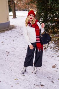 fashionblogger, fashion, winter fashion, winter style, casual style, mom style, ootd, what I wear, how to style, mad for plaid, faux leather, culotte, fashion trend, snake skin boots
