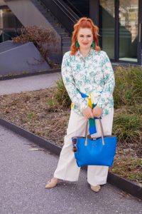 fashion, spring, spring style, fashion blogger, style inpo, wide leg pants, red hair, red head, all white style, white on white, chinoise pattern, womans style, affordable fashion