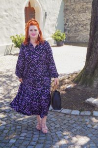 fashion, spring fashion, spring, style inspo, fashionblogger, Madame schischi, H&M, red head, red hair, dresslover, casual style, summer style, flower print