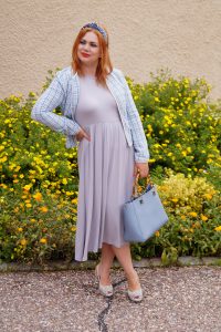 fashion blogger, style inspo, 31 dresses of summer, jersey dress, tweed blazer, pearl headband, summer dresses, summer, dress challenge, madame schischi, sheIn dress, how to style, what to wear, womans fashion