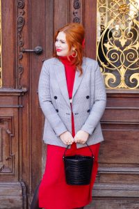Christmassy Business Look - How to style sock boots... - Madame Schischi