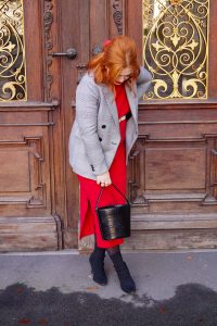 Christmassy Business Look - How to style sock boots... - Madame Schischi