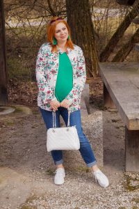 spring, spring fashion, flower print, mom style, casual style, bump style, pregnancy fashion, style the bump, white sneakers, flowers for spring, how to style, what to wear, beaded earrings
