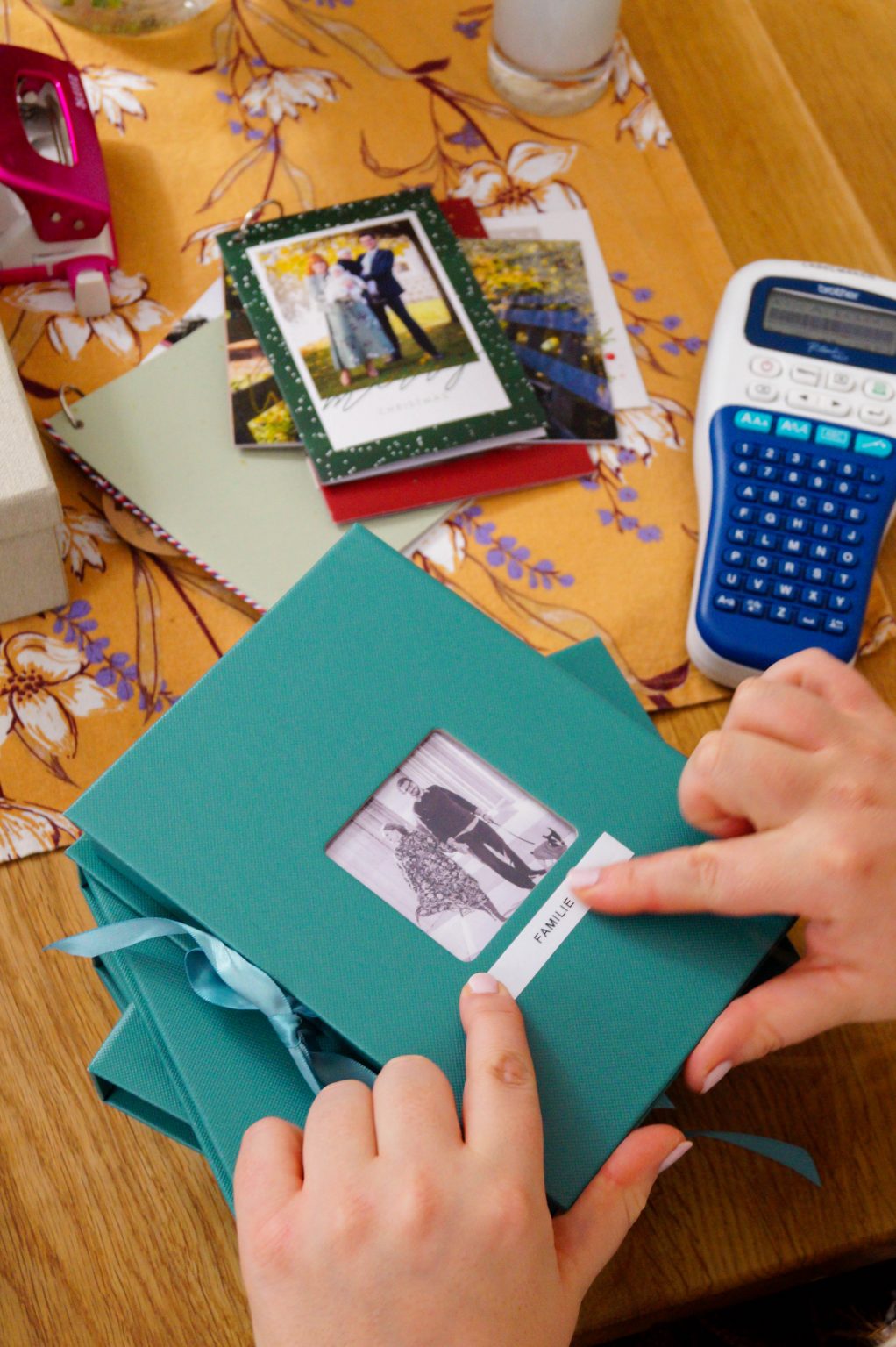 How to store (Christmas) Cards and Photos... Madame Schischi